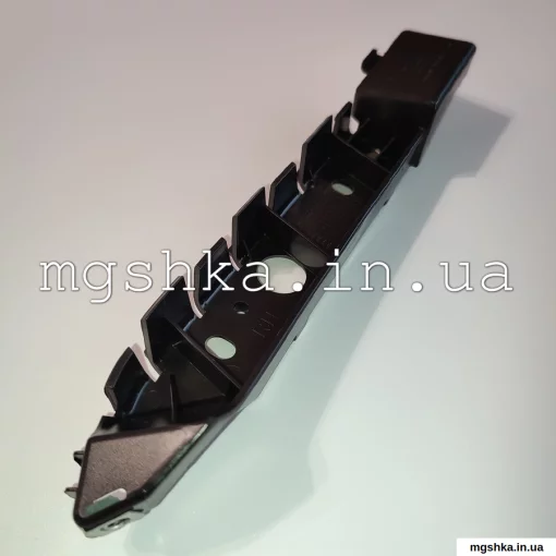 Направляющая бампера передняя правая MG550/MG6 (кронштейн)
