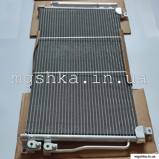 Радіатор кондиціонера MG350/MG5 RMOEM
